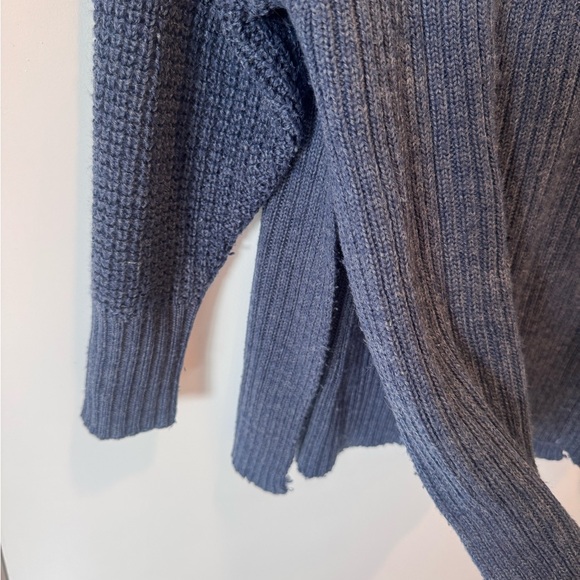 Echo Deep Blue Crewneck Sweater - Picture 3 of 4